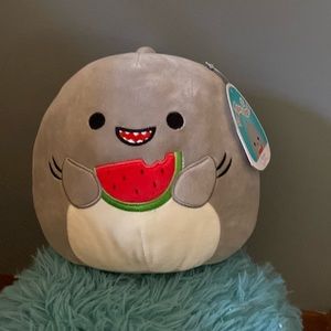 BRAND NEW SQUISHMALLOW 8”! NWT! YEAR 2022!